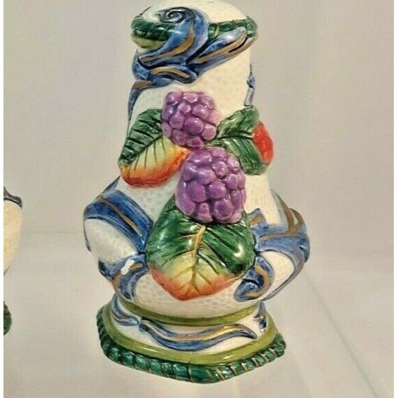 Fitz & Floyd Autumn Bounty Harvest SALT/PEPPER SHAKERS grapes berries 4"tall - Picture 8 of 10